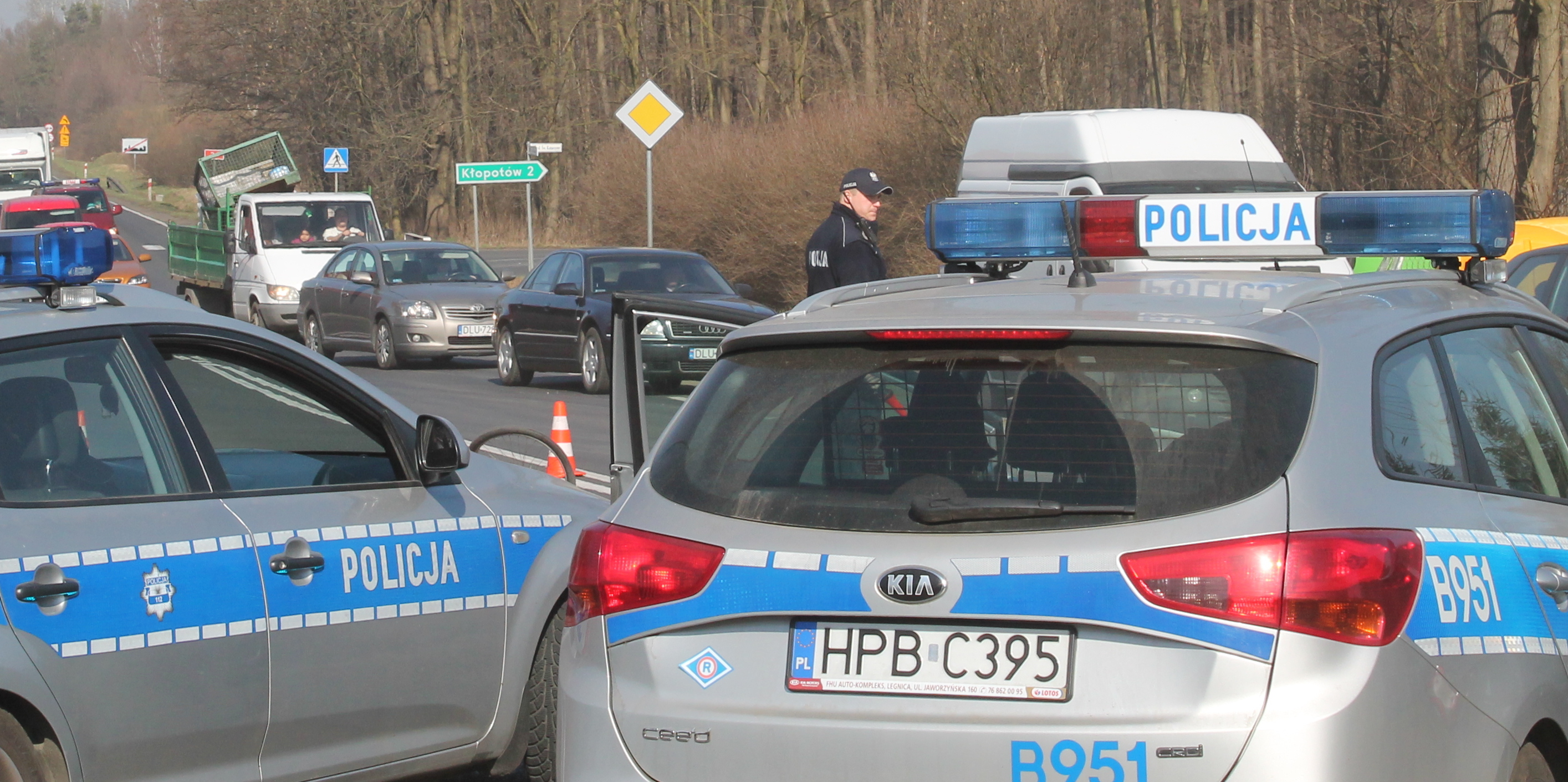 LUBIN. Nie tylko kierowcy są niebezpieczni na drodze