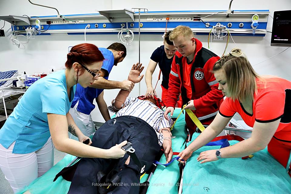 GŁOGÓW. Tłumy podczas Dni Nauki i Sztuki w PWSZ