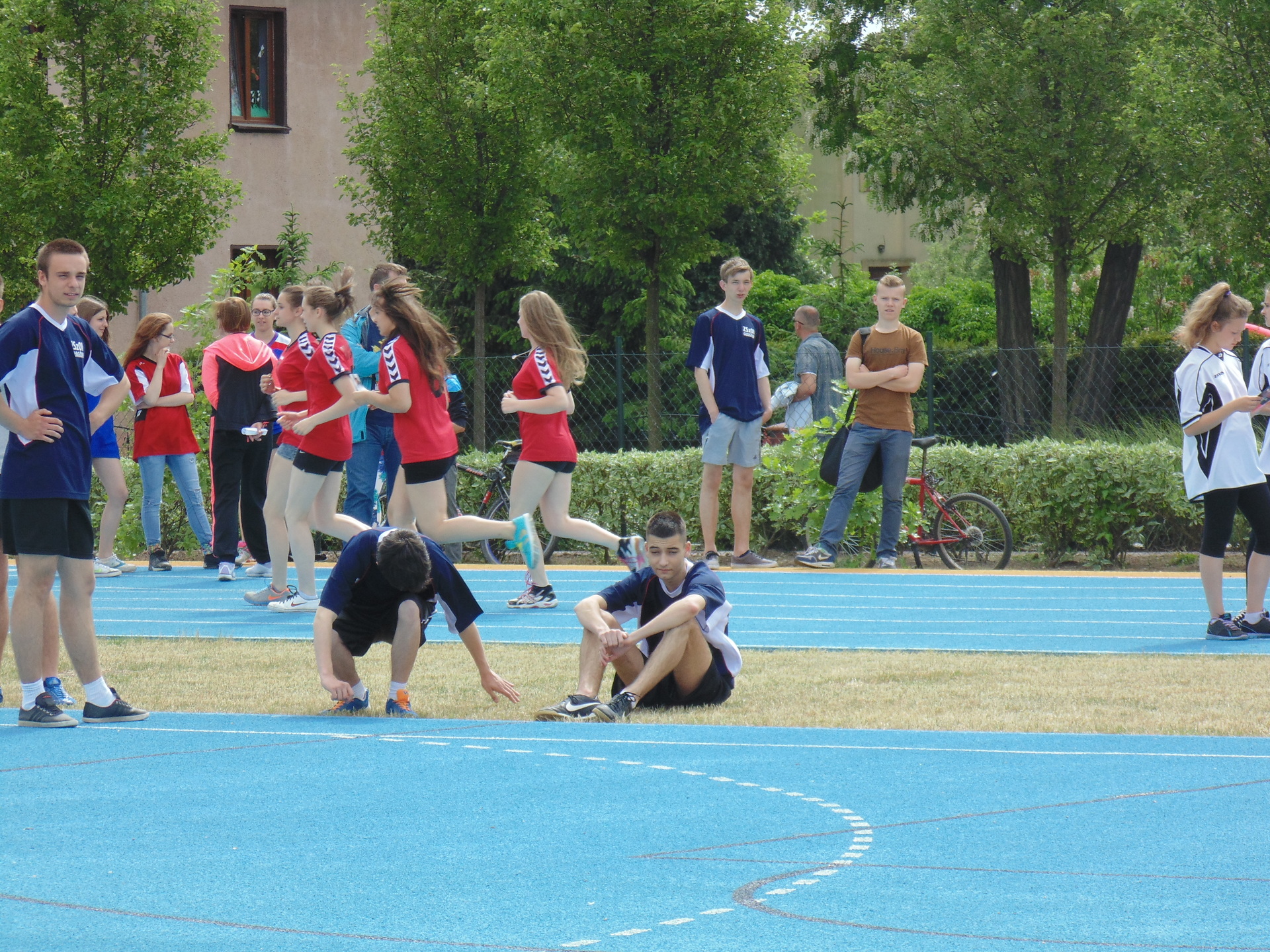 GŁOGÓW. Dyrektor II LO: Mamy królewskie warunki do uprawiania sportu (FOTO)