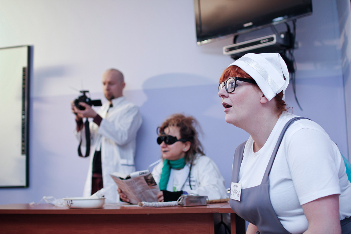 MIŁKOWICE. Teatr na kolei