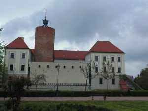 LATO_GL_ZAMEK