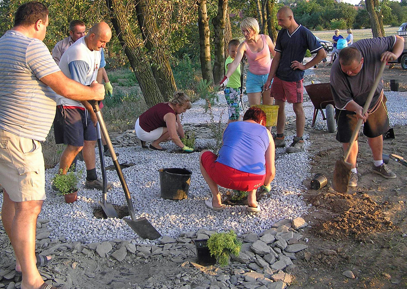 MŚCIWOJÓW. Zapraszają na Skwer Pokoleń