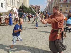 OBRONA