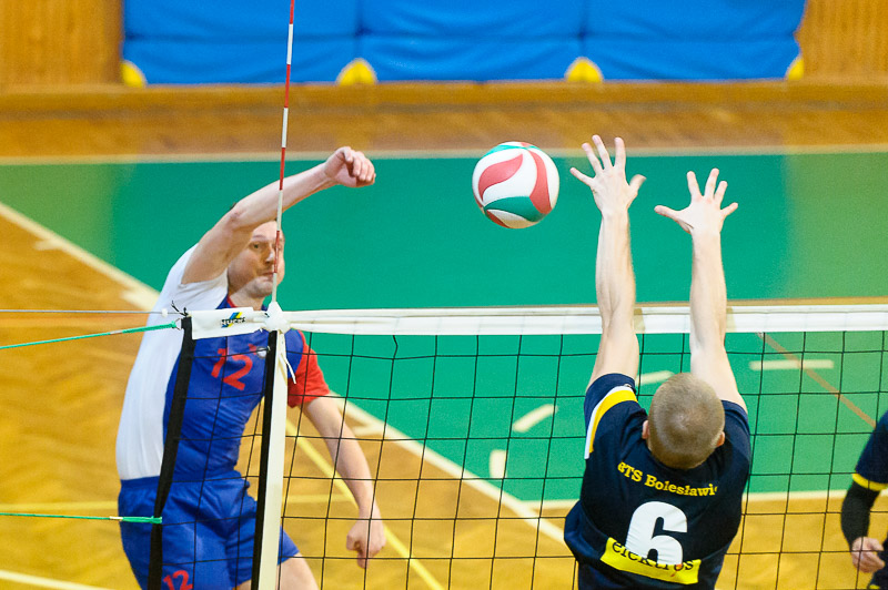 LEGNICA. Derby na zakończenie