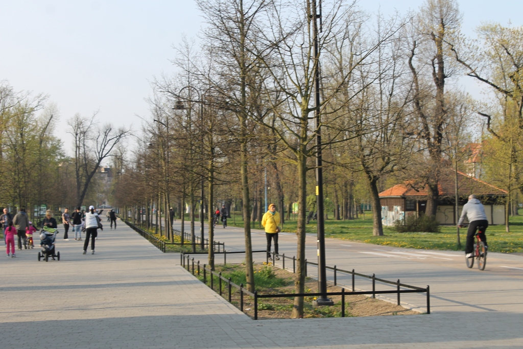 LEGNICA. Zaatakowali nastolatki, bo… źle usiadły