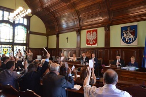 JAWOR. Emilian Bera z absolutorium