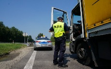 LEGNICA. Ciężarówką z dwoma promilami