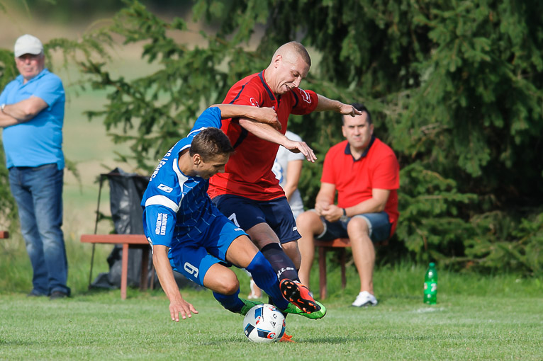 REGION. Konfeks w kolejnej rundzie (FOTO)