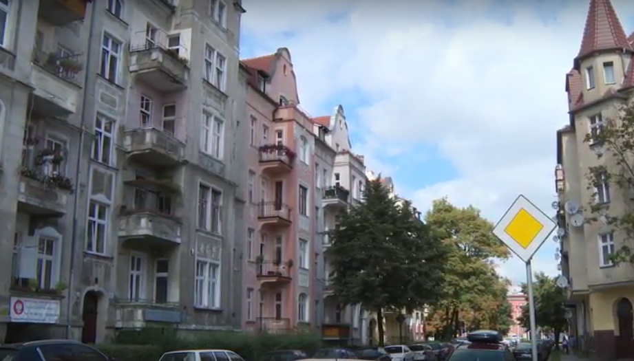 LEGNICA. Niechlubny brąz w długach  (WIDEO)