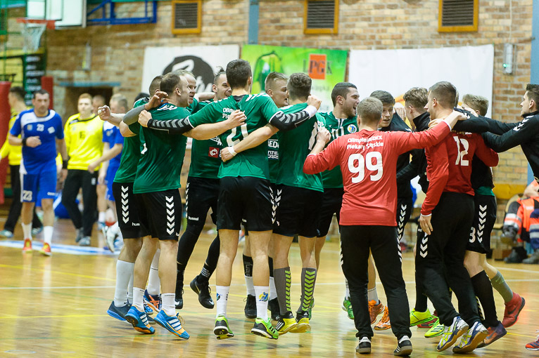 LEGNICA. Nie sprostali liderowi (FOTO)