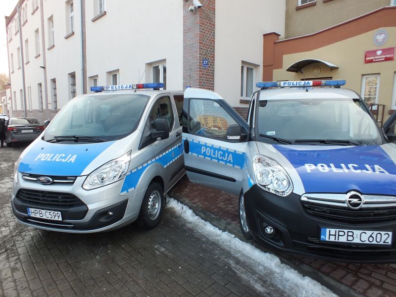 GŁOGÓW. Nowe radiowozy w komendzie (FOTO)