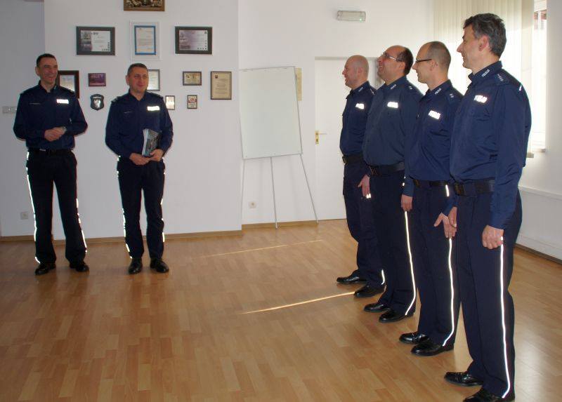 Komendant nagrodził policjantów