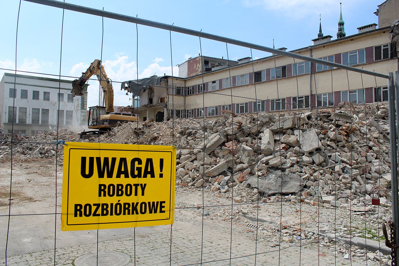 Rozbiórka skarbówki bez zastrzeżeń (WIDEO)