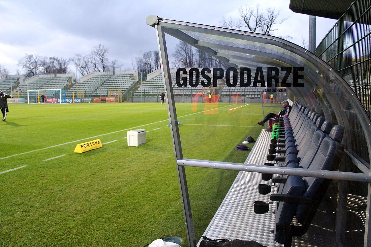 Operacja „Zadaszamy stadion” rozpoczęta! Finisz w lipcu