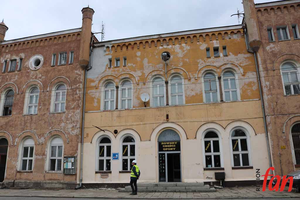 Prace przy jaworskim dworcu nabierają tempa