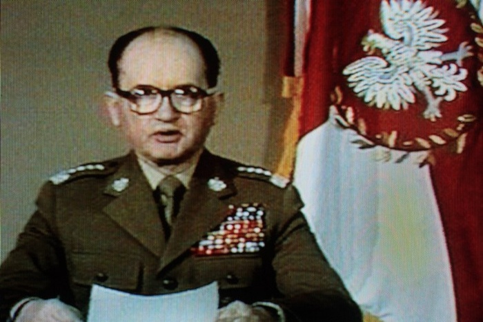 Przeniosą w czasy stanu wojennego