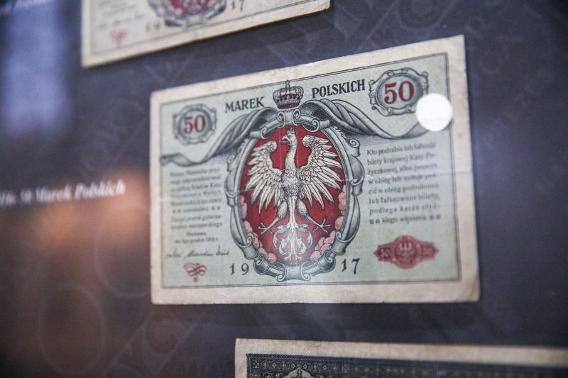 Historia Polski w pieniądzu