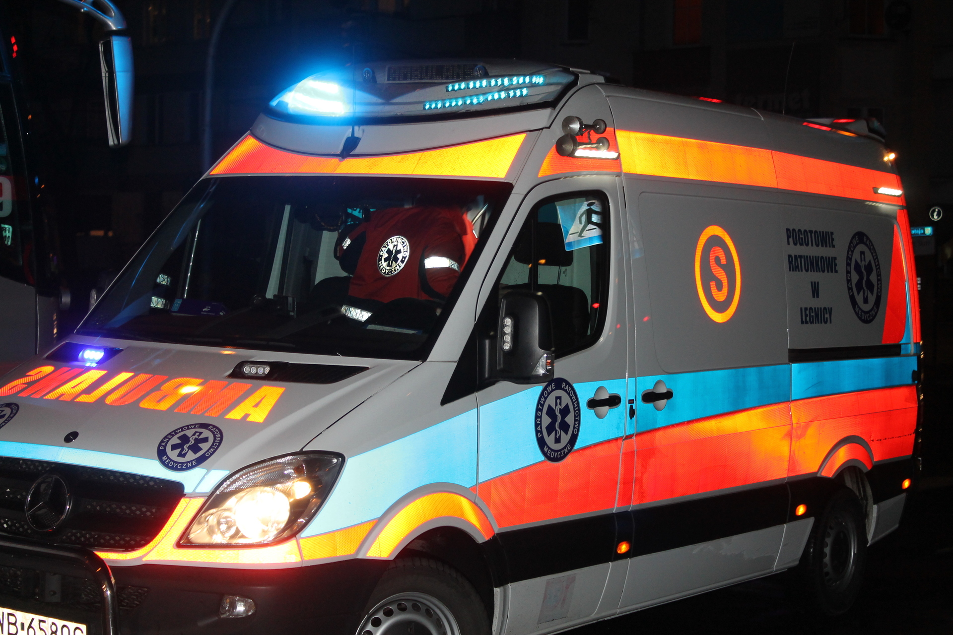 Syrenę ambulansu usłyszysz w radiu