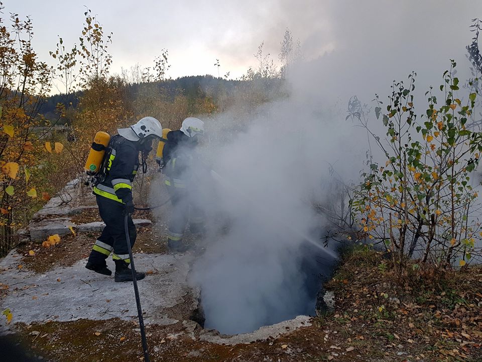 Walczyli z dwoma pożarami (FOTO)