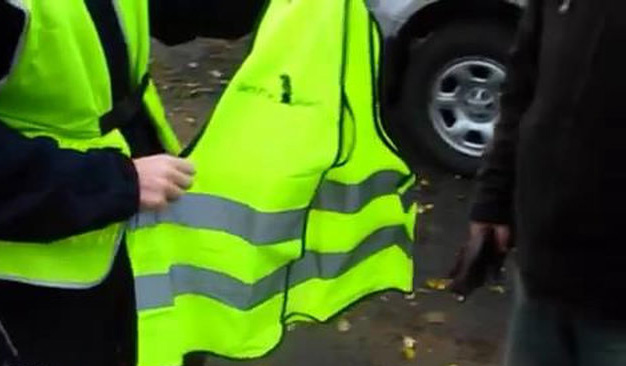 Piesi nadal zapominają o odblaskach. Policja przypomina