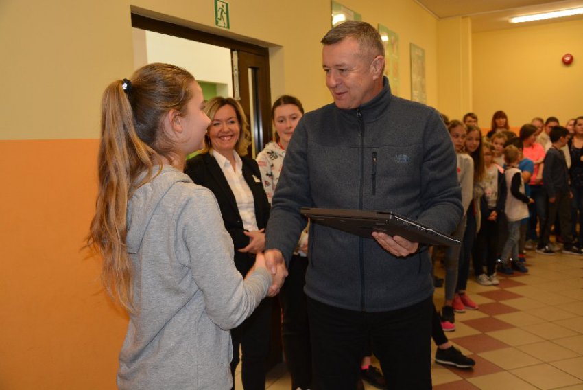 Dostali 20 laptopów dzięki unijnej dotacji (FOTO)