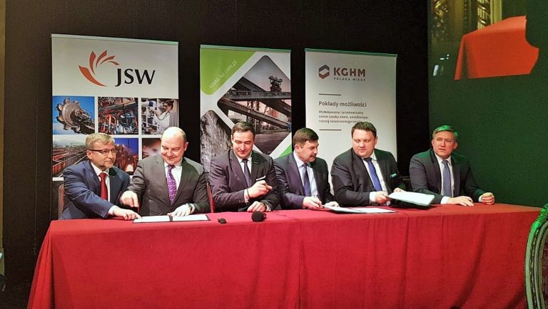 KGHM ręka w rękę z „węglem”