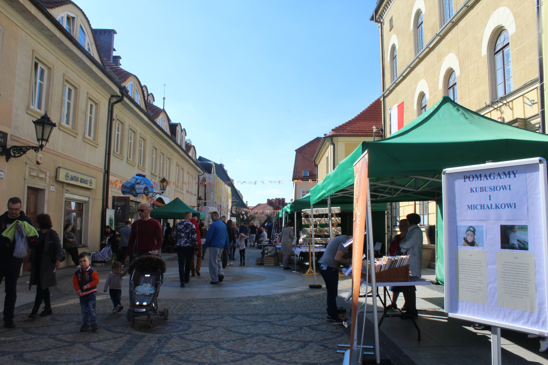 Poznają smaki świata. I pomagają (FOTO)