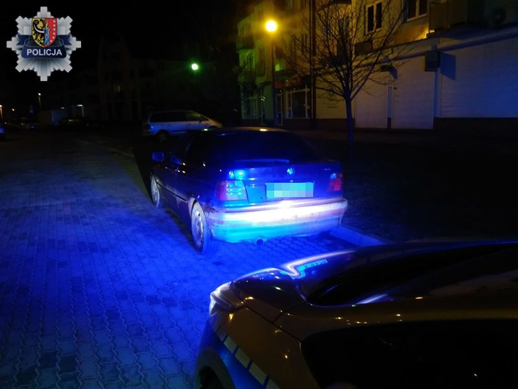 Na widok radiowozu dodał gazu