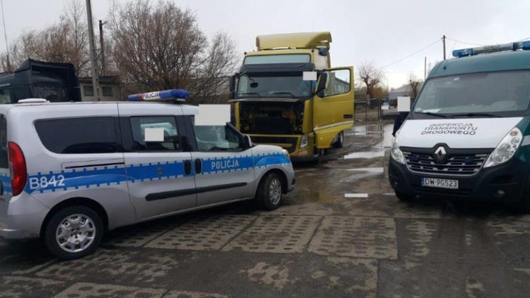 Majstrował przy tachografie. Zamiast jazdy był odpoczynek