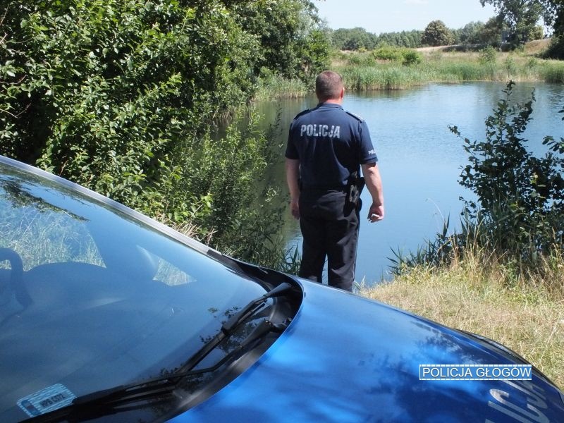 Pijany nastolatek nad wodą. Interweniowały służby
