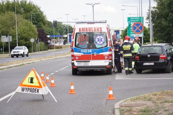 Zderzenie pod galerią (FOTO)