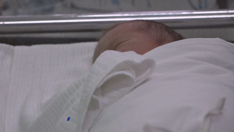 Szpital pomaga wcześniakom