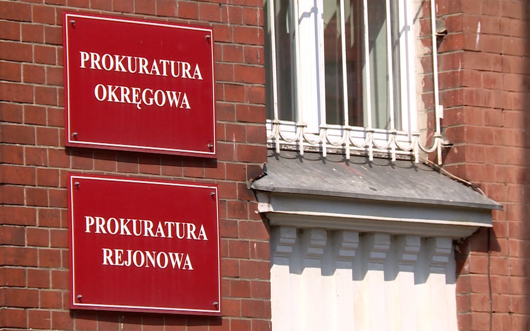 Ministerstwo walczy… śledziem i wódką