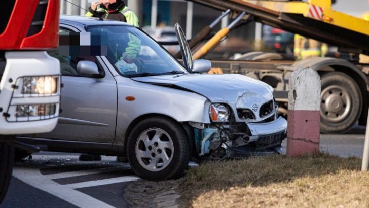 Nissan zderzył się z bmw