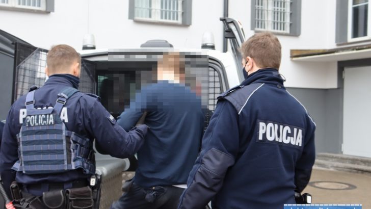 Z narkotykami do pracy, grożą mu trzy lata