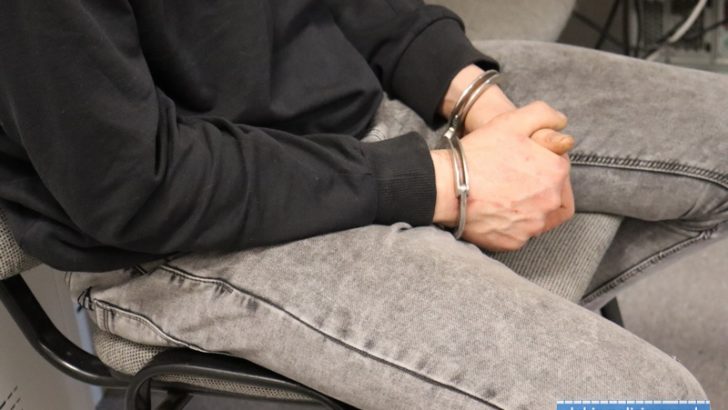 Machał matce młotkiem nad głową i krzyczał, że ją zabije