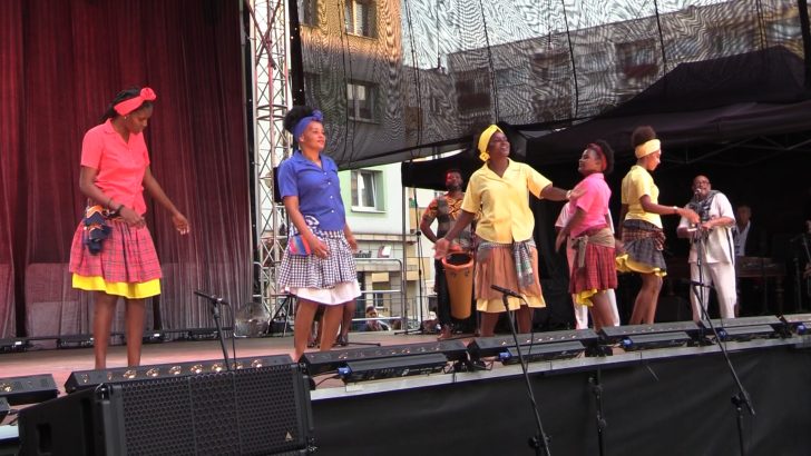 STRZEGOM: Trwa 30. Międzynarodowy Festiwal Folkloru
