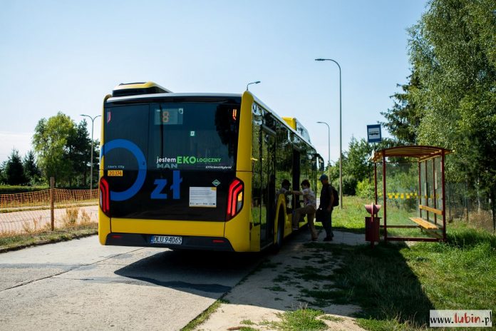 Przebudowa się zaczęła, autobusy jeżdżą inaczej