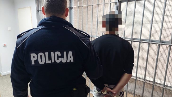 Kierowca BMW na „lewych” tablicach
